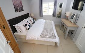 Riverside Rooms